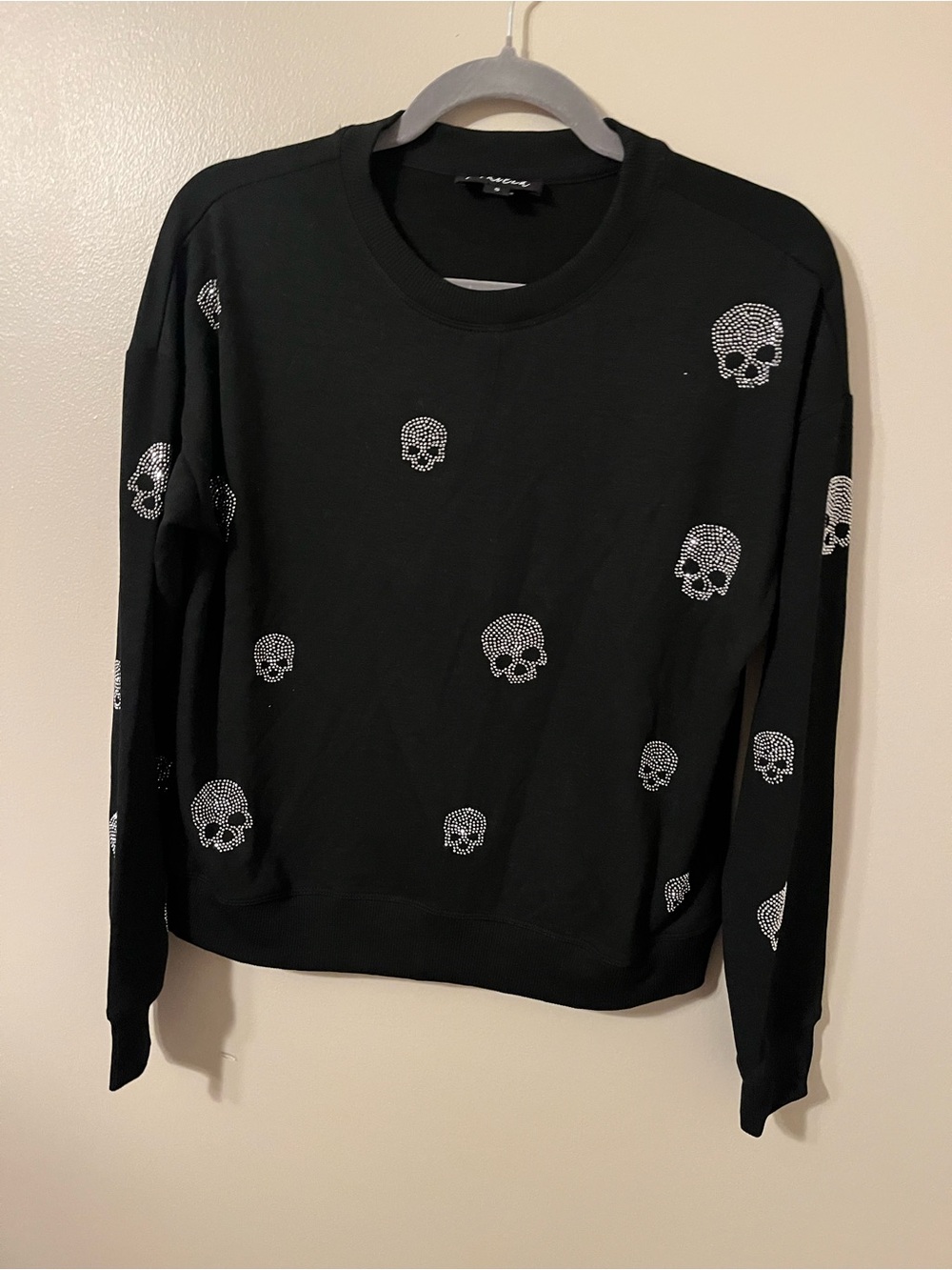 Marled skull sweatshirt